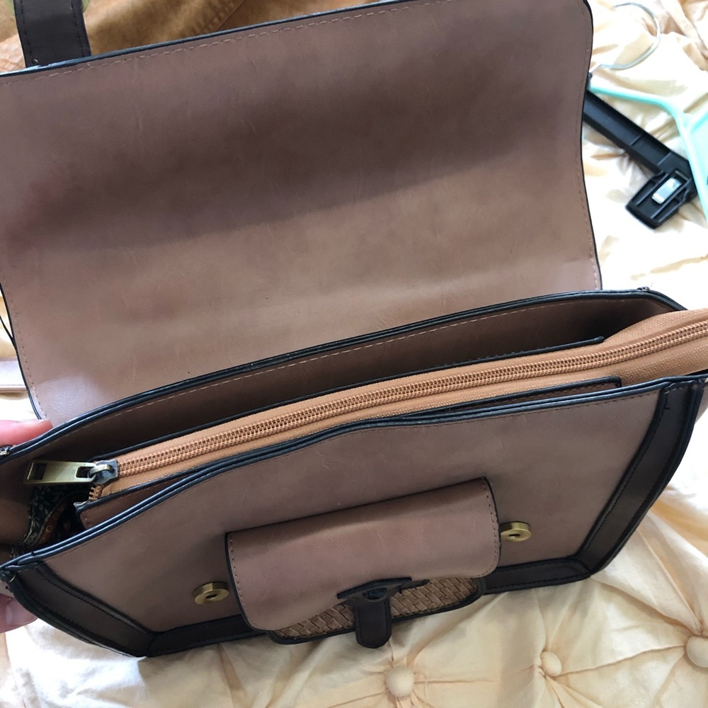 Altar’d State Two-Tone vintage-style Brown & Tan Crossbody Satchel - Picture 5 of 10